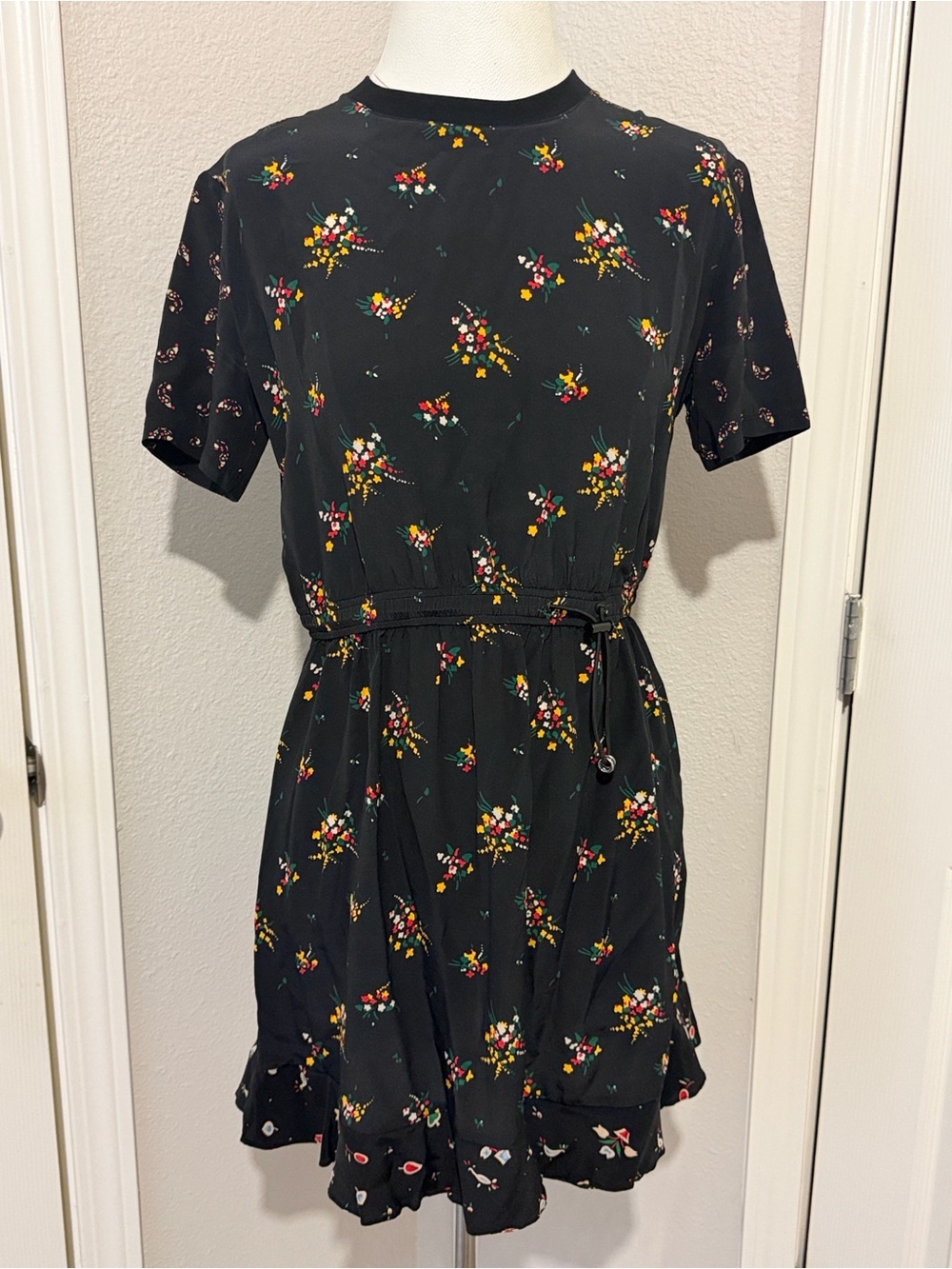 Louis Vuitton Silk/Cotton Black Floral Mix  Short Sleeve Drawstring Waist Dress